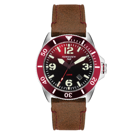 T43 Red Diver Sapphire | 44mm, Brown Leather Strap