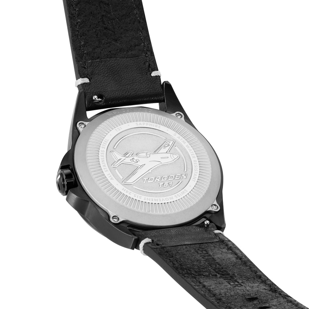 T51 Mustang | 44mm, Black Leather Strap